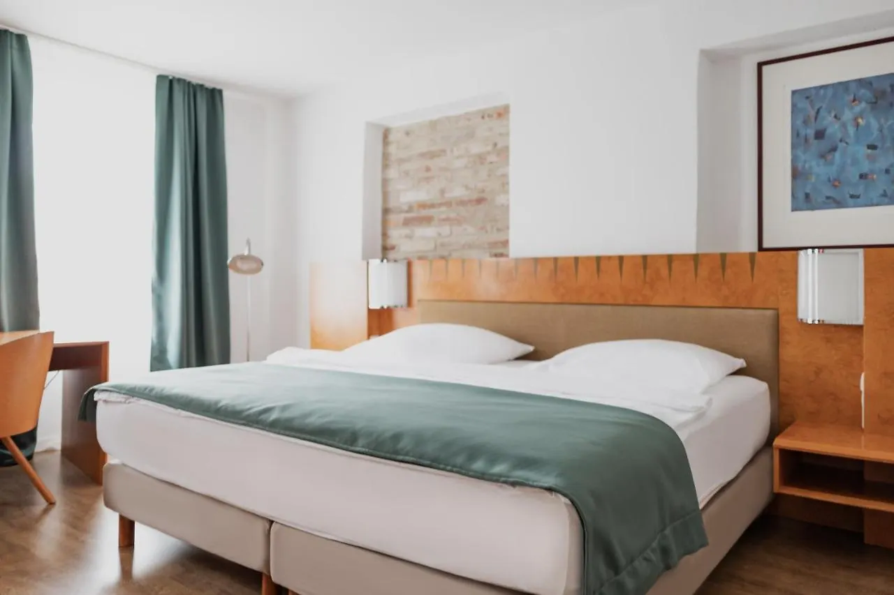 Hotel Cristallo Landshut 3*,  Tyskland